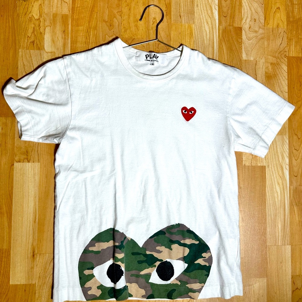 Comme des Garcons Play T-shirt - size M